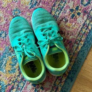 Nike zoom fly 2 woman’s 9